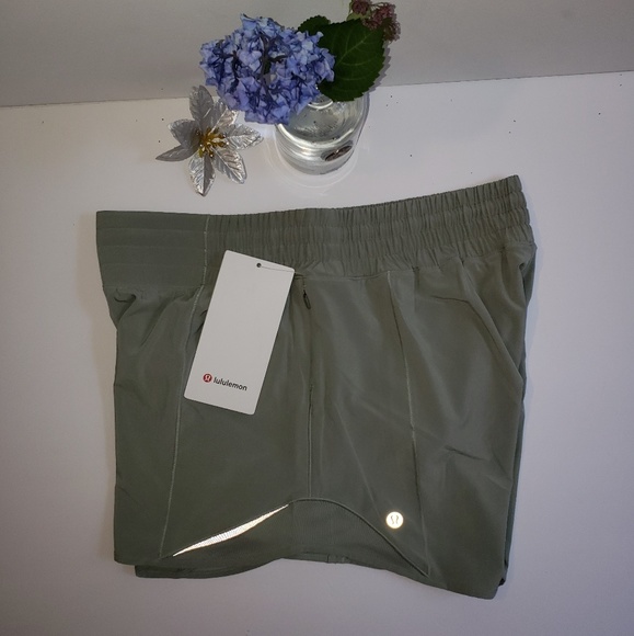 NWT, Lululemon Sea Moss Hotty Hot HR Short 4", 8 - Picture 6 of 8